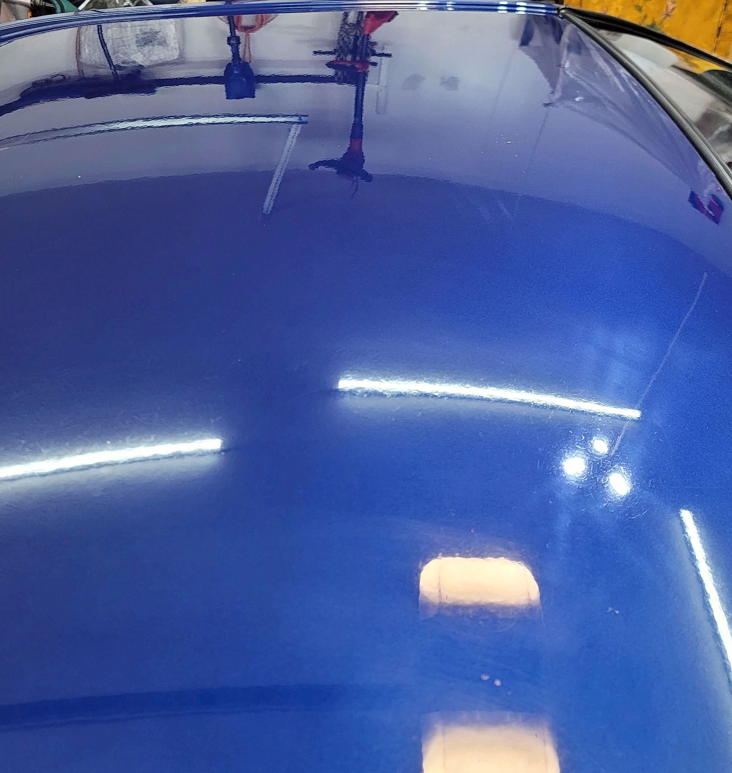 Paint reflection detail